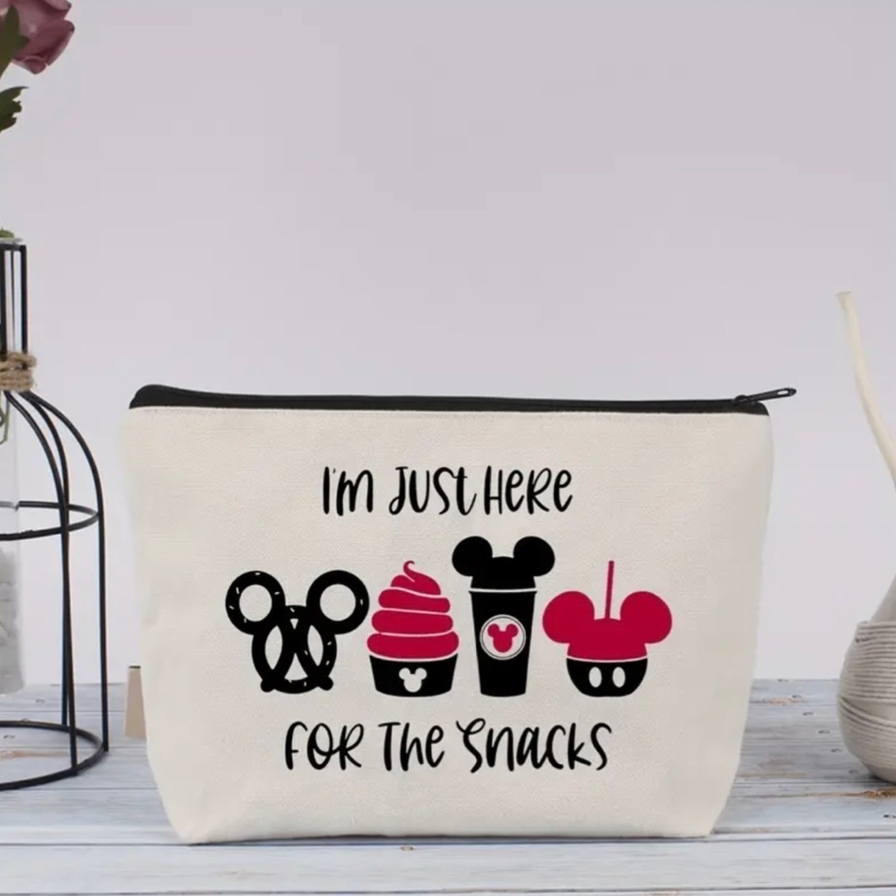 Mickey Mouse Inspired Graphic Snack Ears Make Up Bag.